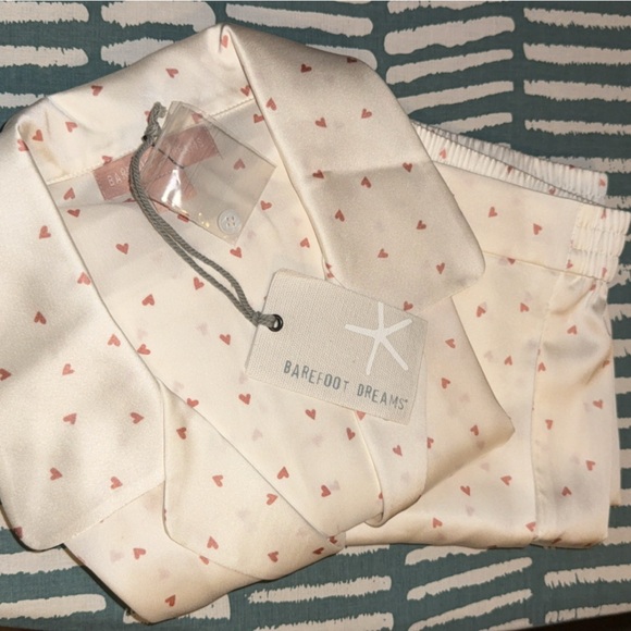 Barefoot Dreams Other - Barefoot Dreams Size Small Silk Pajama Set- NWT
